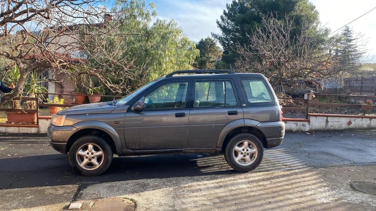 Land Rover Freelander 2.0 TD 97cv 5 porte auto più ricambi