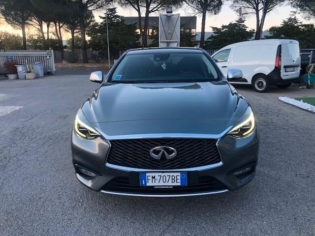 Infiniti Q30 1.5d DCT Bus Exe “ Conto Vendita”