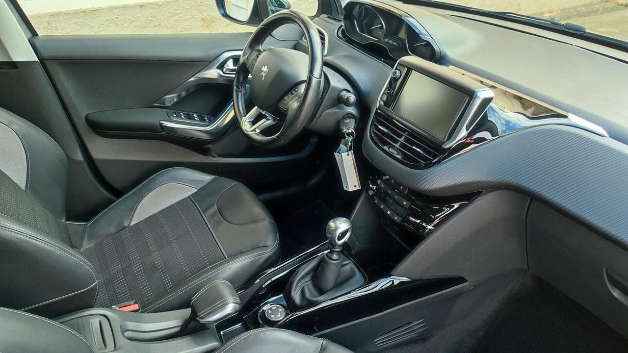 Peugeot 2008 1.6 e-HDi 115 CV Stop&Start Allure