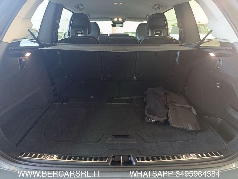Volvo XC90 B5 (d) AWD automatico 7 posti Core