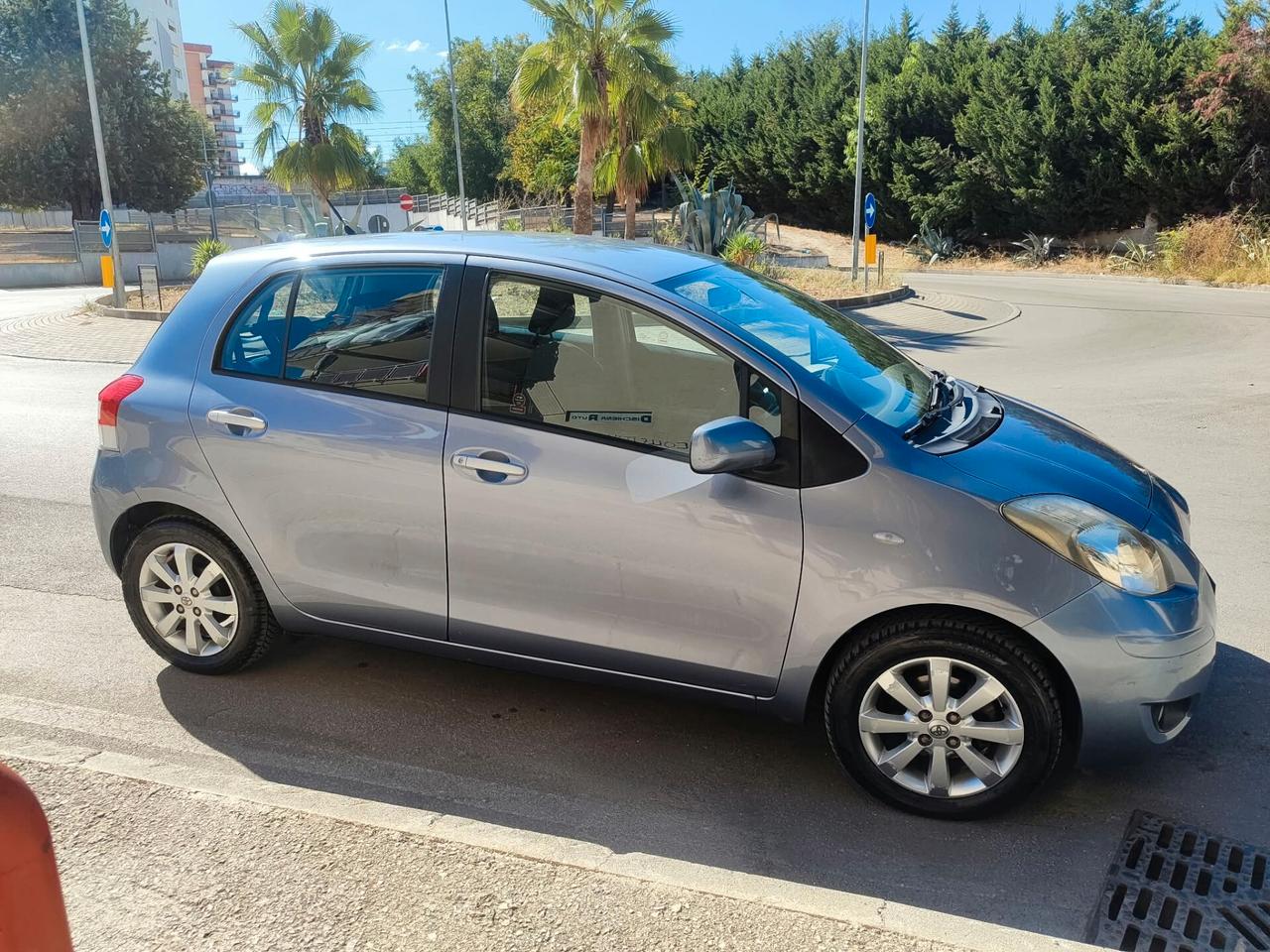 Toyota Yaris 1.4 D-4D 90CV ( 2010)