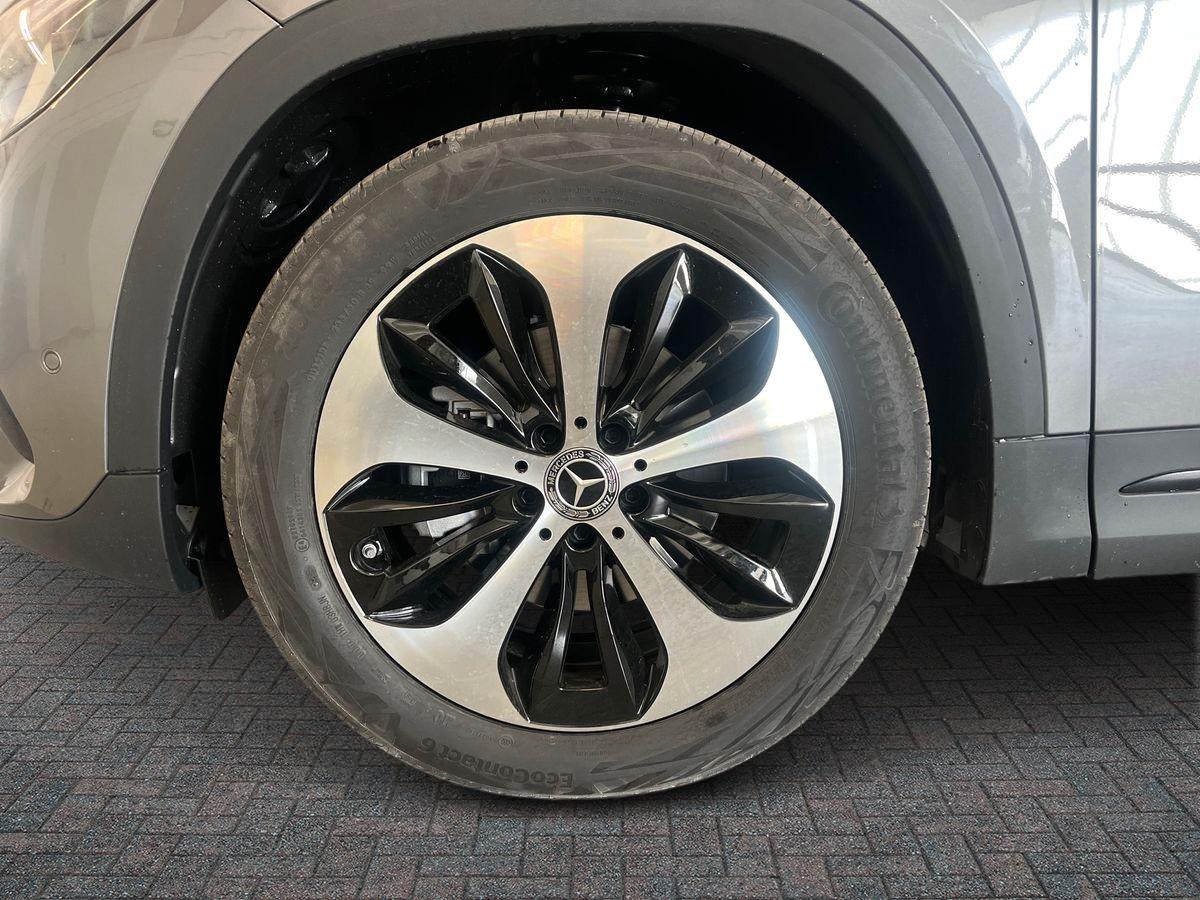 Mercedes-Benz GLA 200 d automatic
