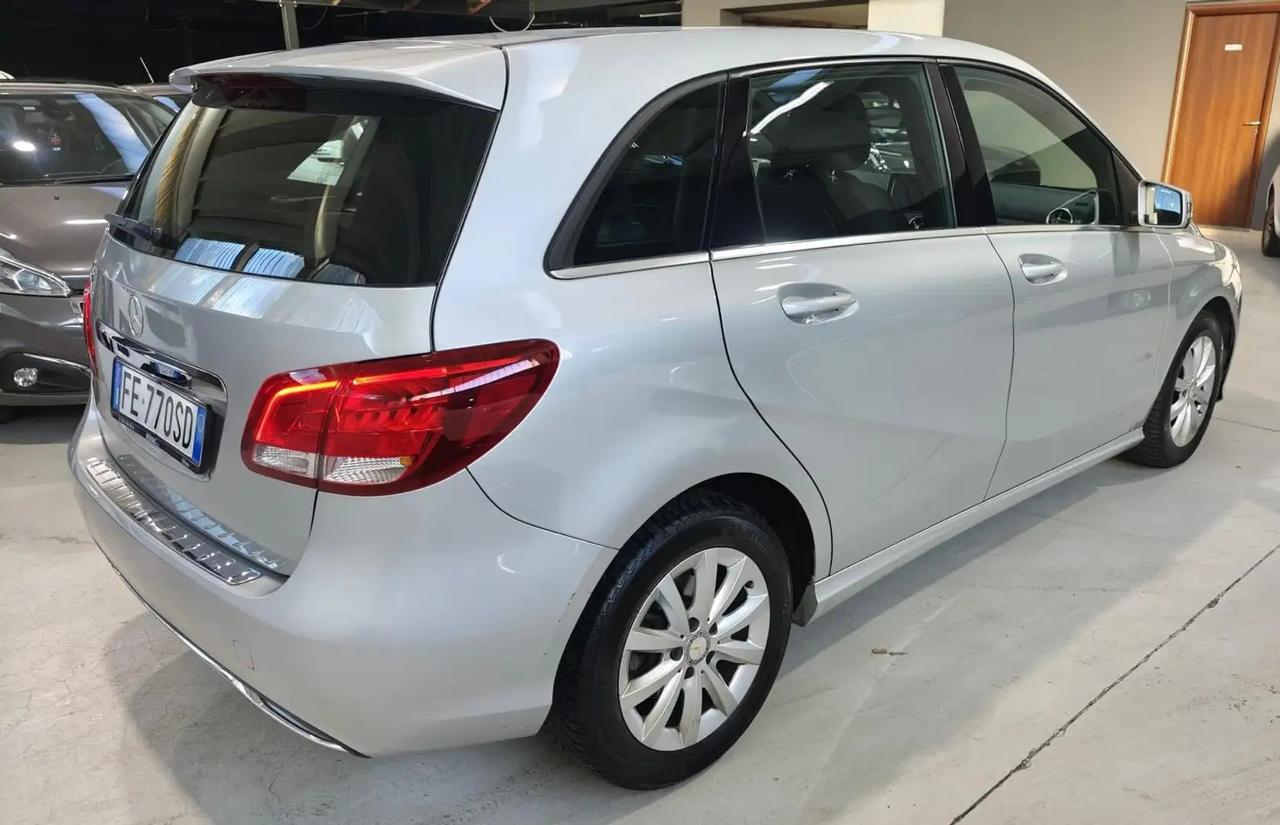 Mercedes-Benz B 180 Neopatentati Sport Manuale Euro 6