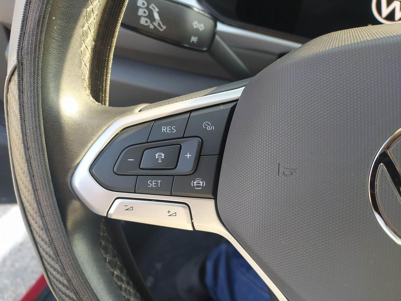 Volkswagen T-Roc R Line 1.0 TSI 110 CV #7284