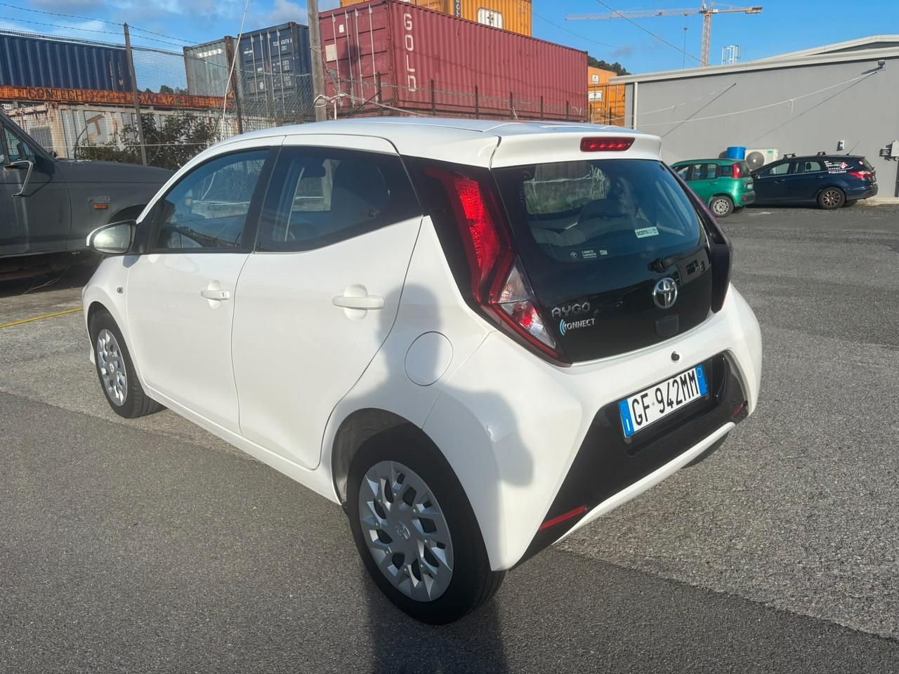Toyota Aygo Connect 1.0 VVT-i 72 CV 5 porte x-play