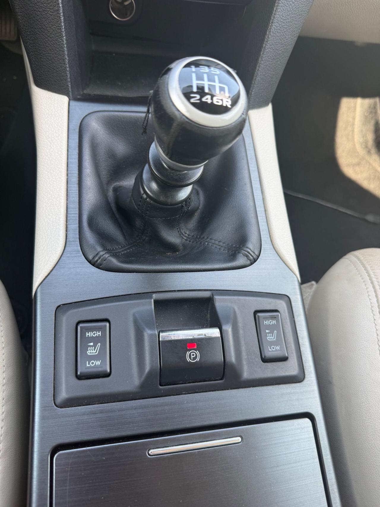 Subaru OUTBACK 2.0D Trend Leather