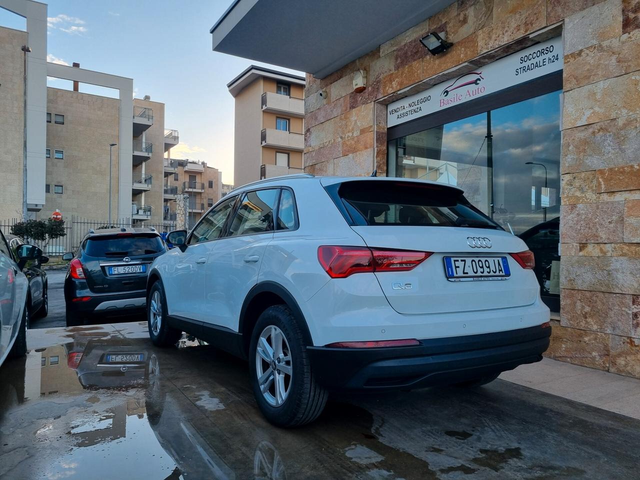 Audi Q3 35 TDI S tronic Business