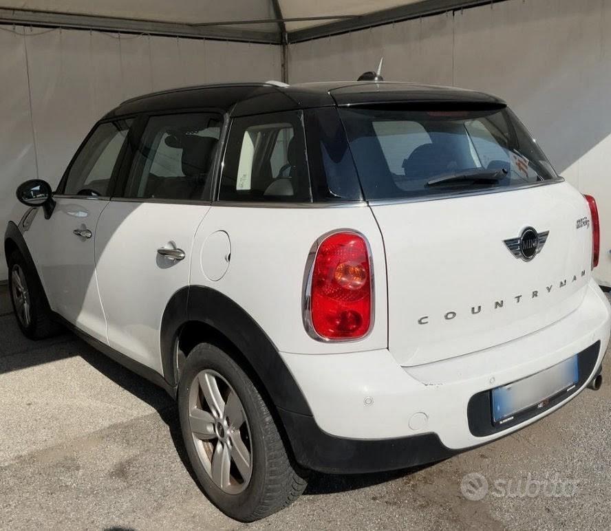 MINI COUNTRYMAN D