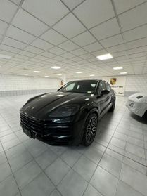 PORSCHE - Cayenne Coupe' - 3.0 V6 E-Hybrid