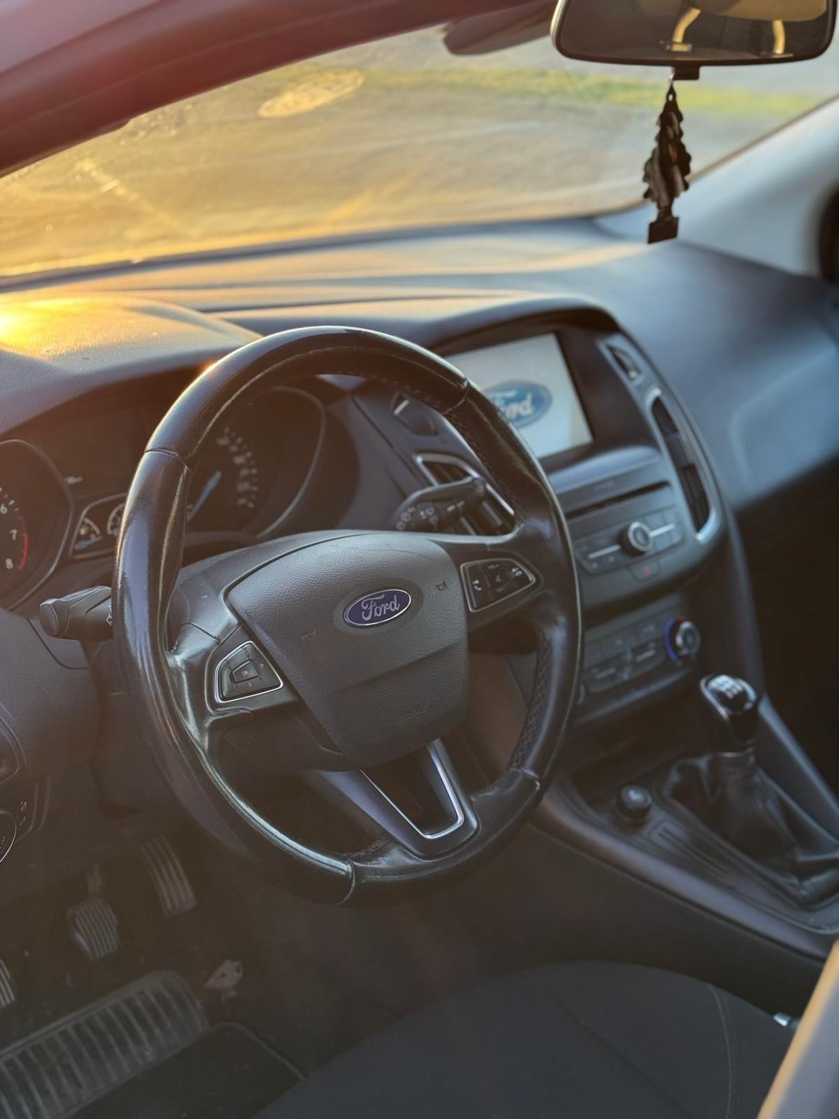 Ford Focus 1.6 120 CV GPL SW Plus