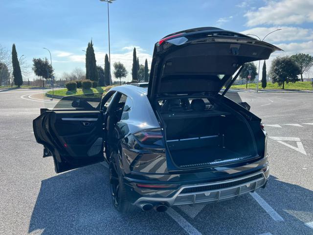 LAMBORGHINI Urus 4.0 V8 650CV