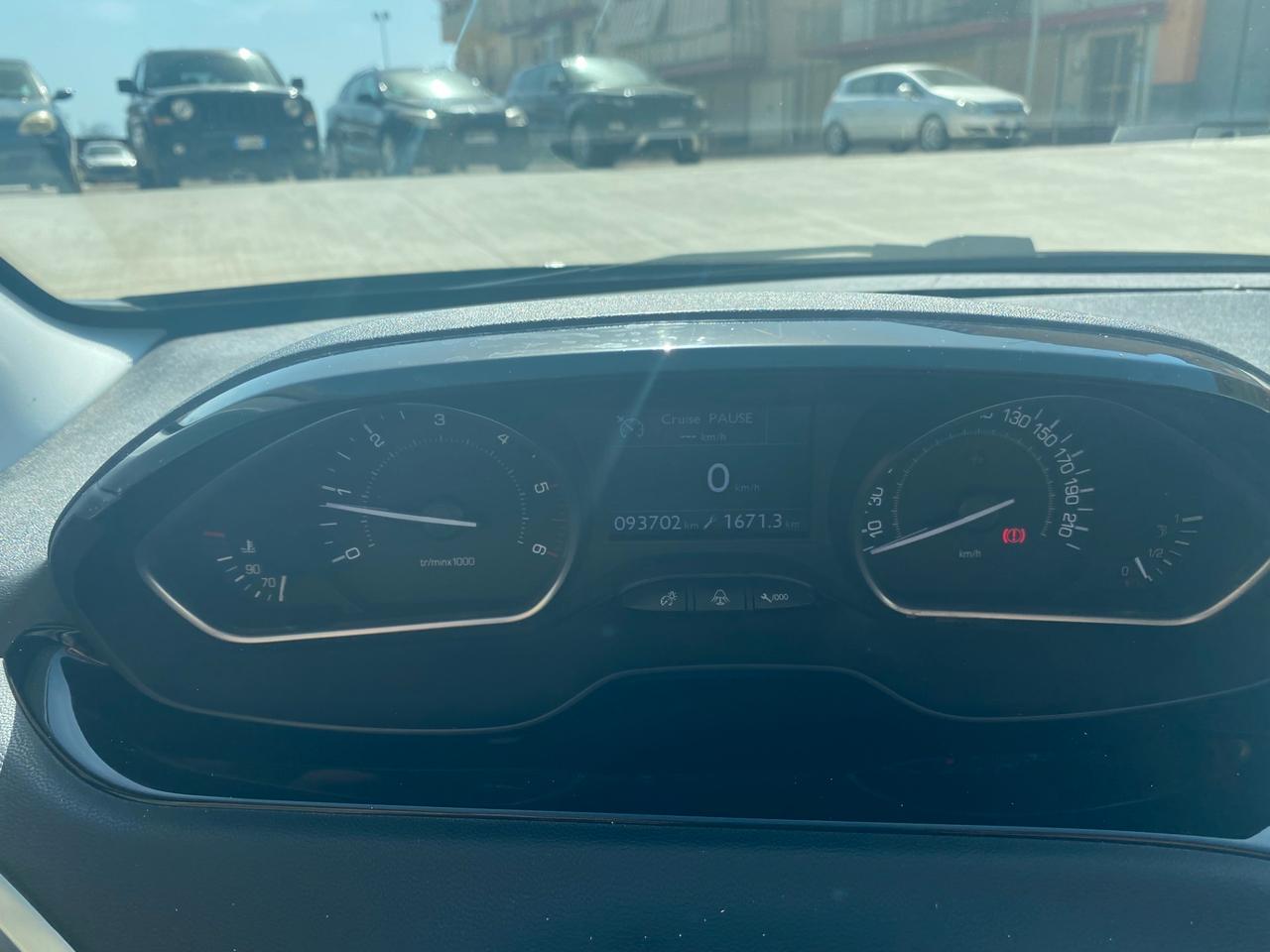 Peugeot 208 1.6 e-HDi 92 CV Stop&Start 5 porte Allure