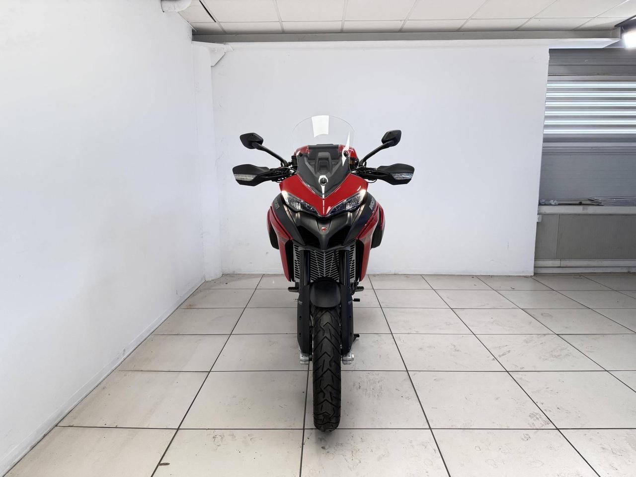 DUCATI Multistrada V2 950 Red