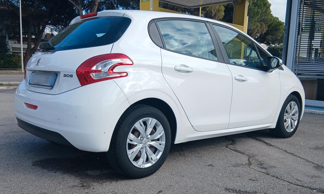 Peugeot 208 GPL