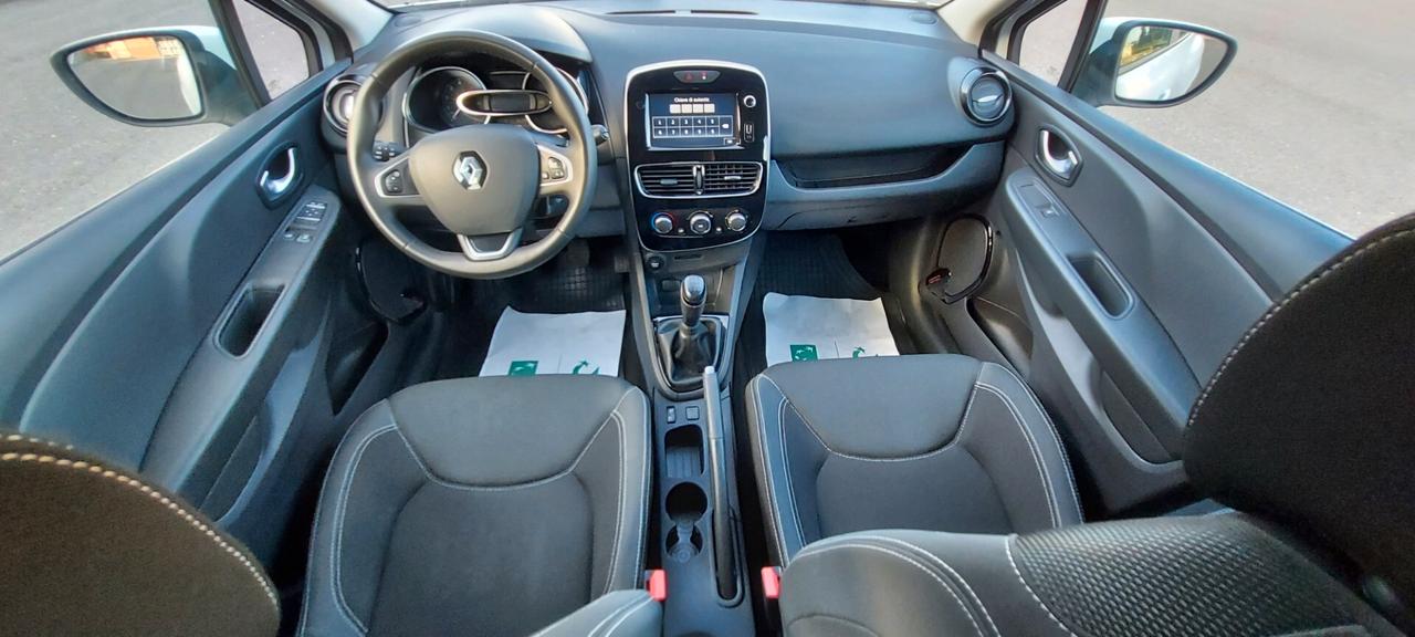 Renault Clio Energy Zen 1.5dci 75cv - Guida Neopatentato - Radio Touch - PDC - Bracciolo.