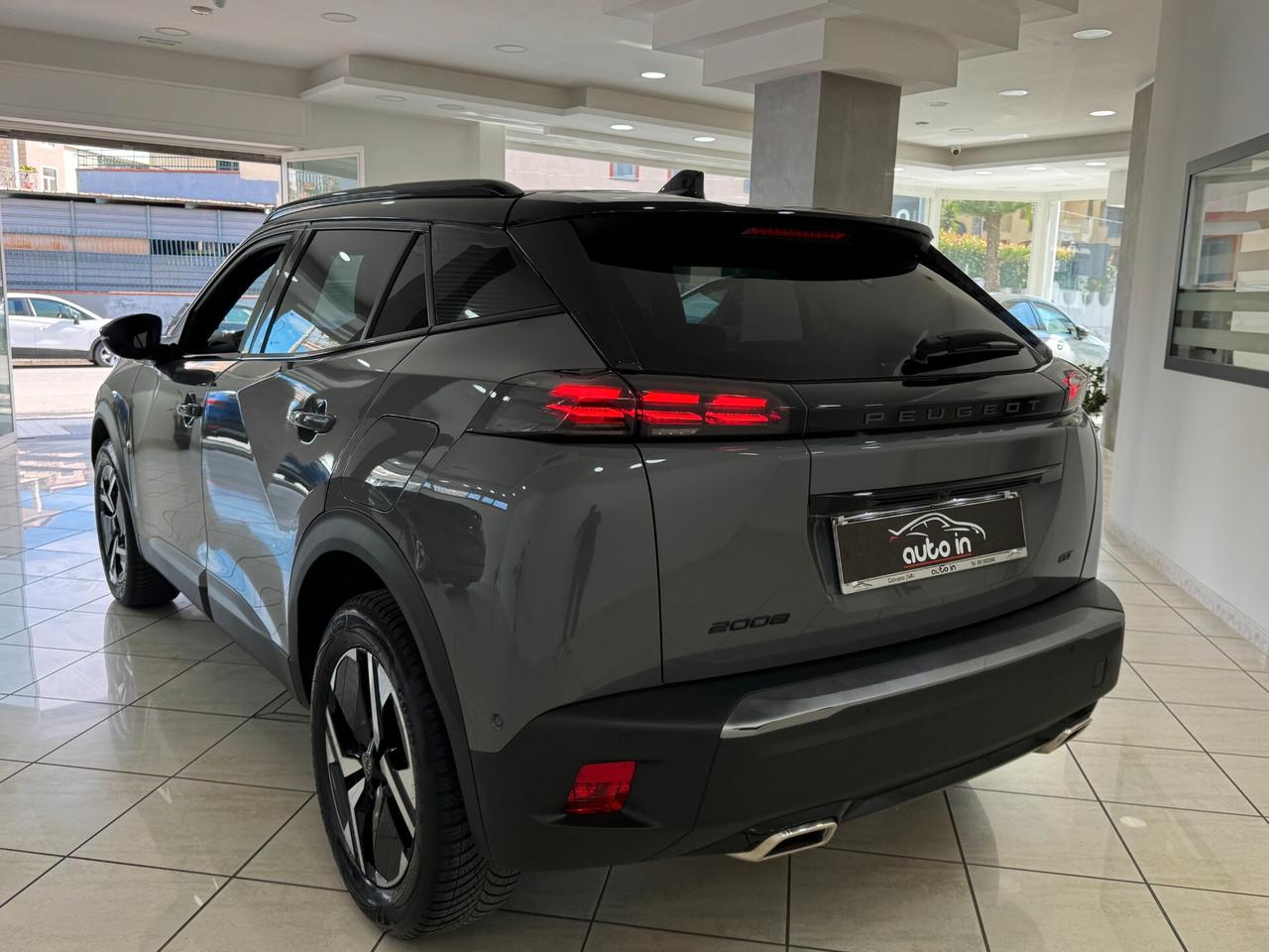 Peugeot 2008 1.2 PureTech 130cv EAT8 GT