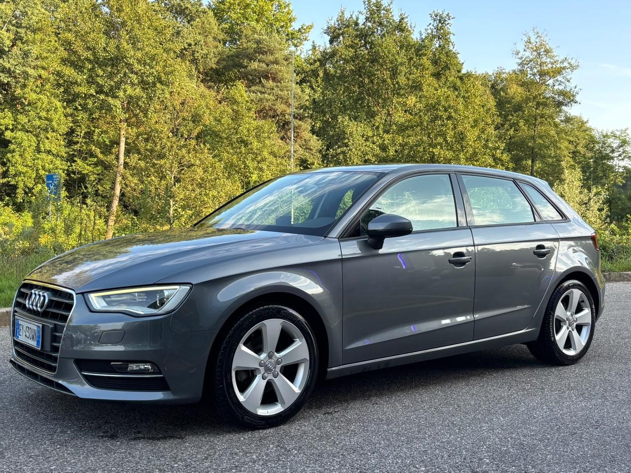 Audi A3 SPB 1.6 TDI clean diesel Ambition