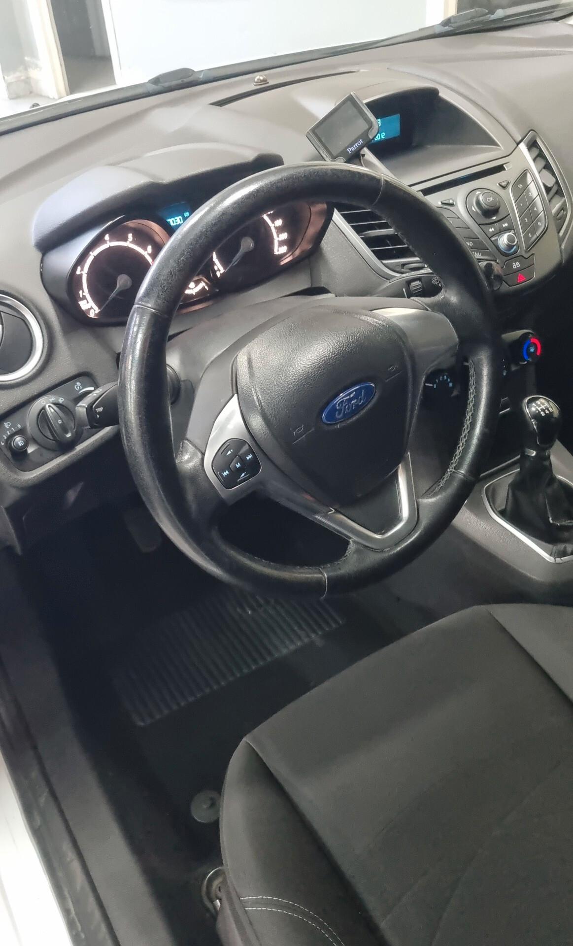 Ford Fiesta 1.0 EcoBoost 100CV 5 porte Titanium