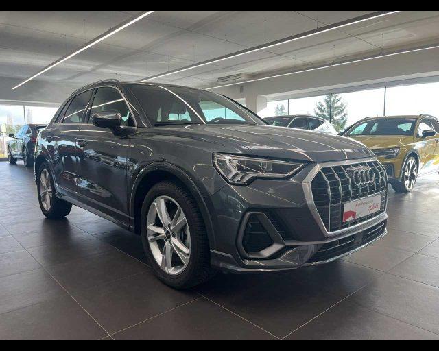 AUDI Q3 II 2018 35 2.0 tdi S line edition s-tronic