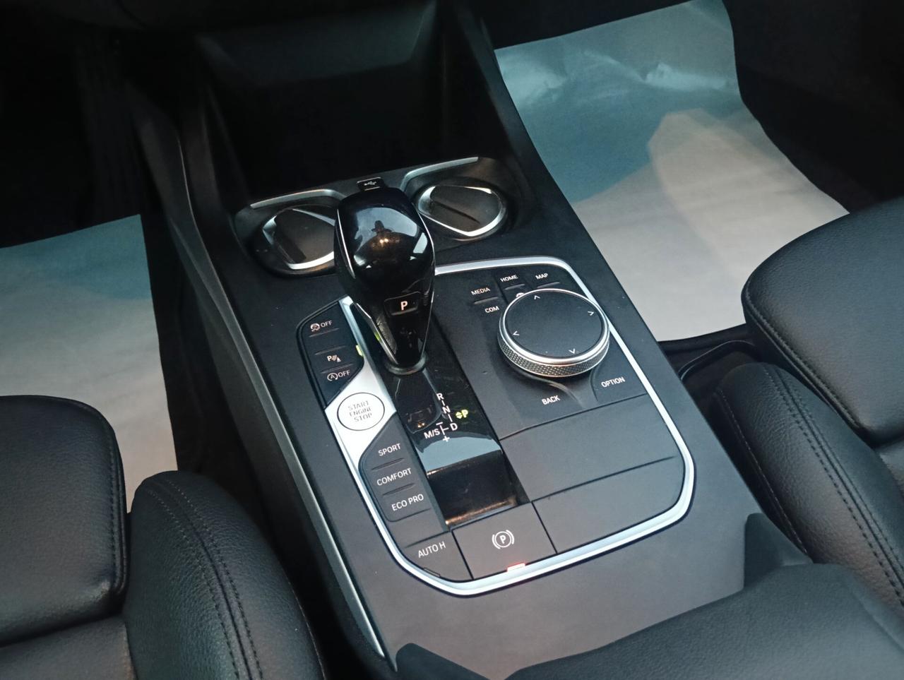Bmw Serie 2 Gran Coupé 220i Advantage aut.