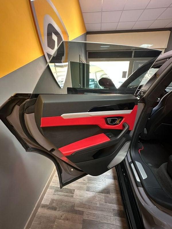 Lamborghini Urus 4.0