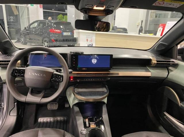 Lancia Ypsilon 1.2 mhev e-dct
