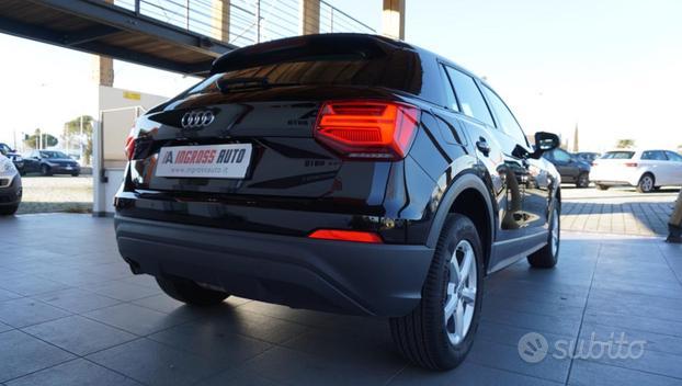 AUDI Q2 30 TDI S tronic Business