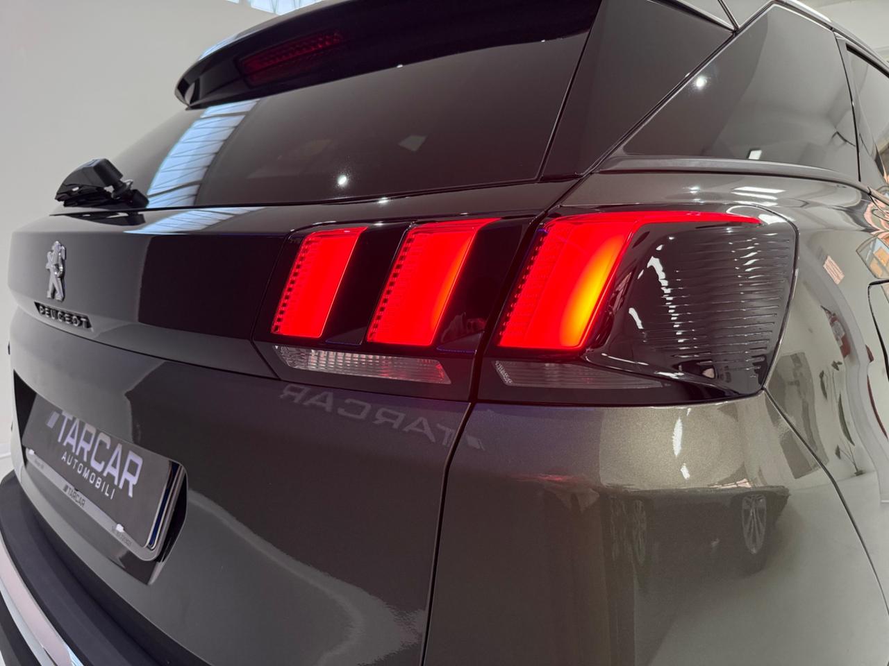 Peugeot 3008 BlueHDi 130 S&S EAT8 Business
