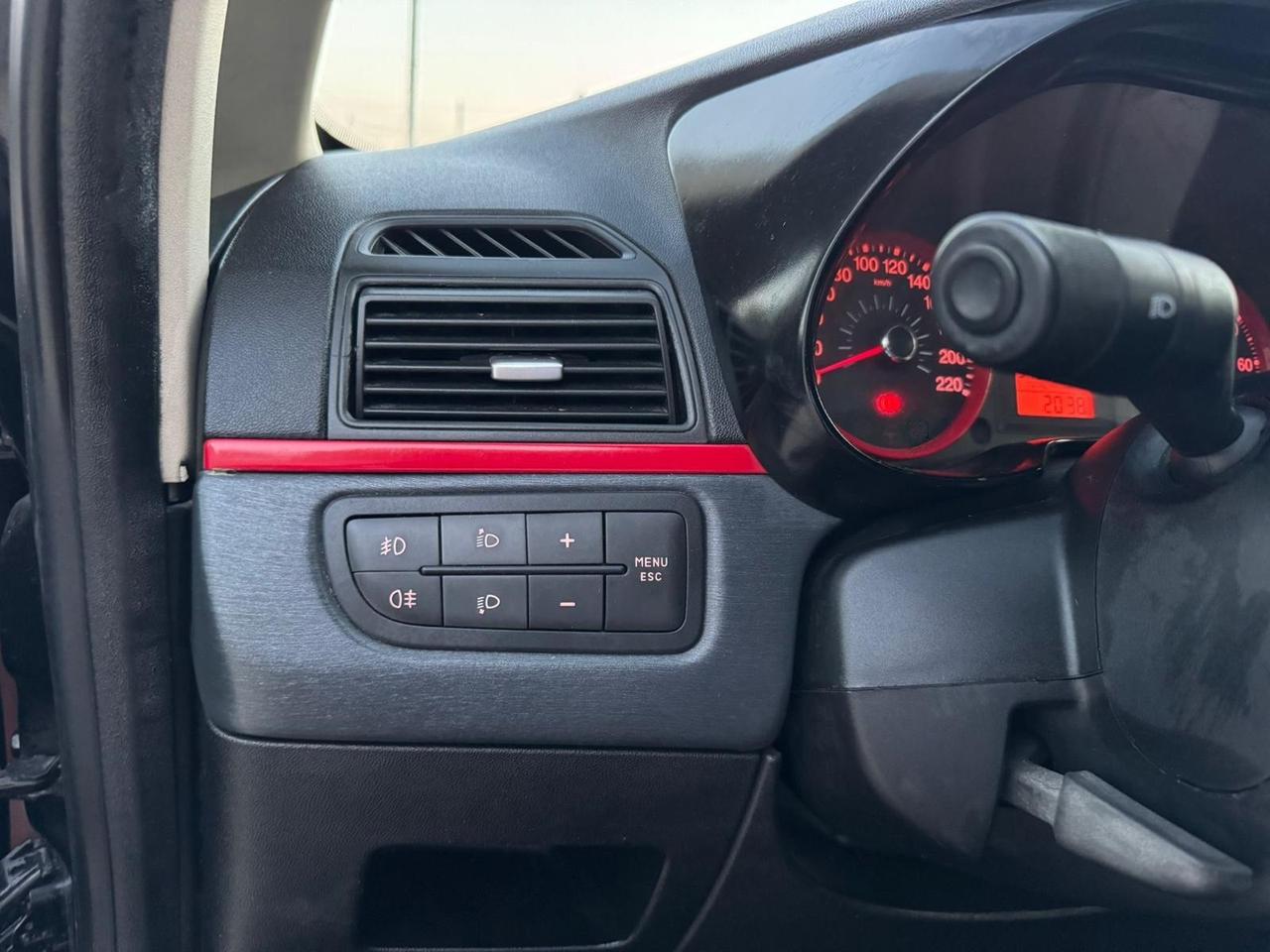 Fiat Grande Punto 1.3 MJT 75 CV 5 porte Dynamic