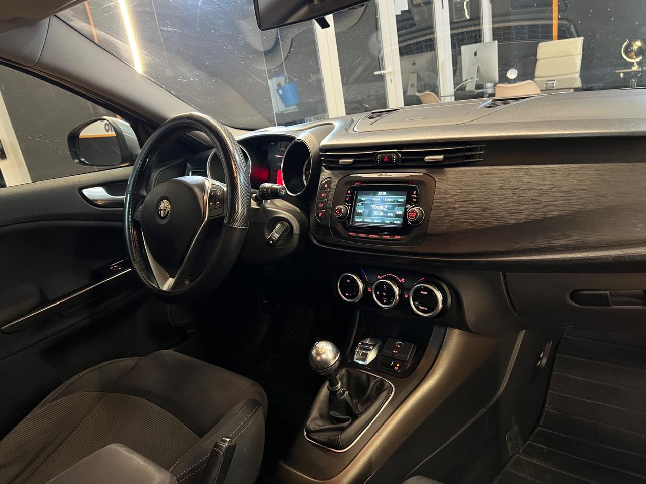 Alfa Romeo Giulietta 1.6 105Cv