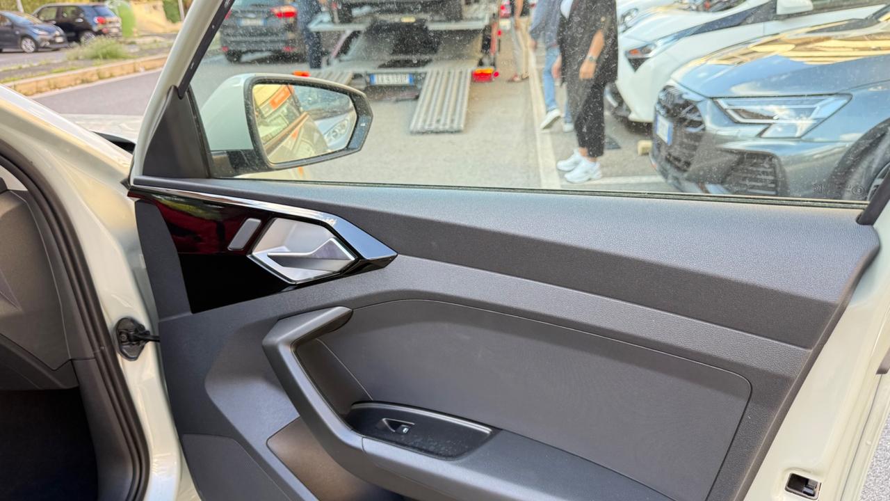 Audi A1 allstreet 30 TFSI S tronic Business LED NAVI PDC CLIMA AUTOMATICO CERCHI 17