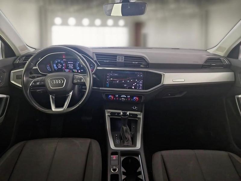 AUDI Q3 35 TDI S tronic Business