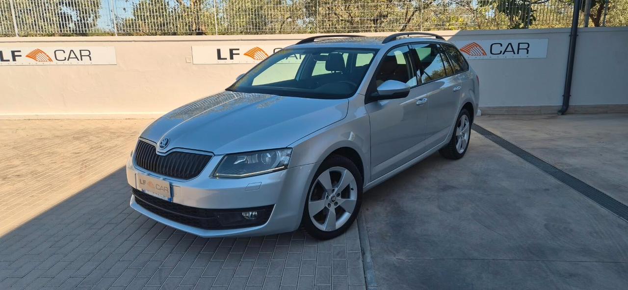 Skoda Octavia 1.6 TDI CR 110 cv DSG Wagon Style