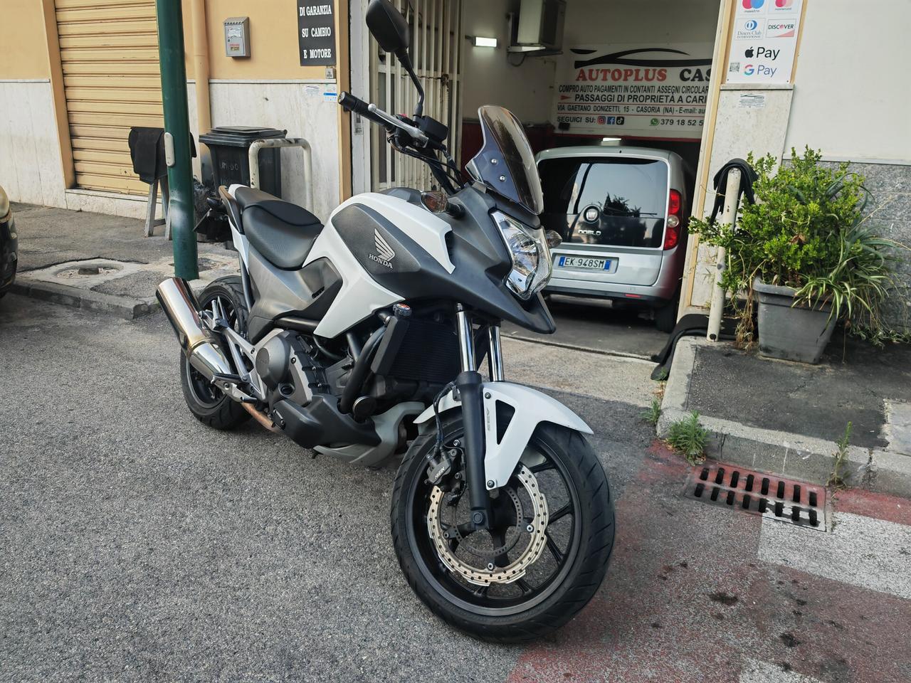 Honda NC 750 S CAMBIO AUTOMATICO