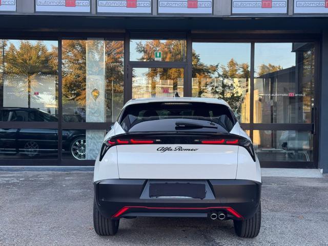 ALFA ROMEO Junior 1.2 145 CV Hybrid eDCT6 Speciale SOLO "3000 KM"