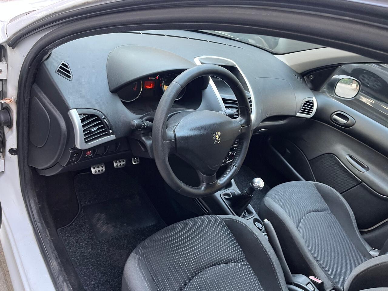 PEUGEOT 206 PLUS 1.1 BENZINA 5 PORTE TRENDY - ANCHE PER NEOPATENTATI - 2010