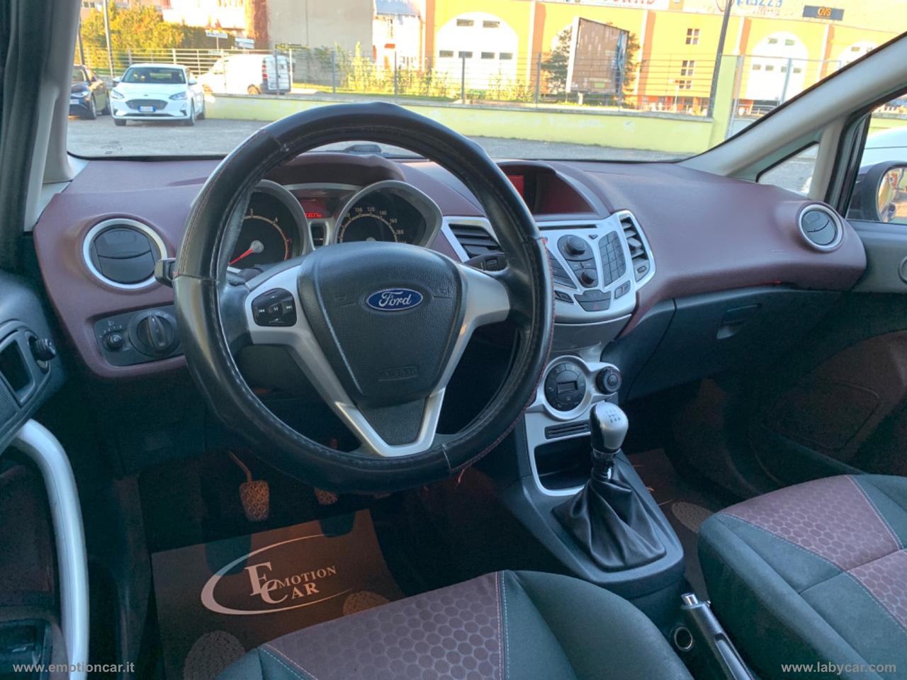 FORD Fiesta 1.4 TDCi 68 CV 5p. Titanium - 2009