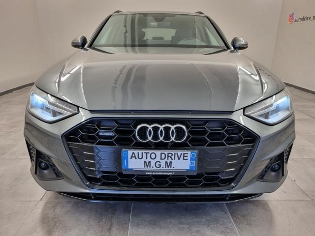 AUDI A4 Avant 45 TFSI quattro S tronic S LINE