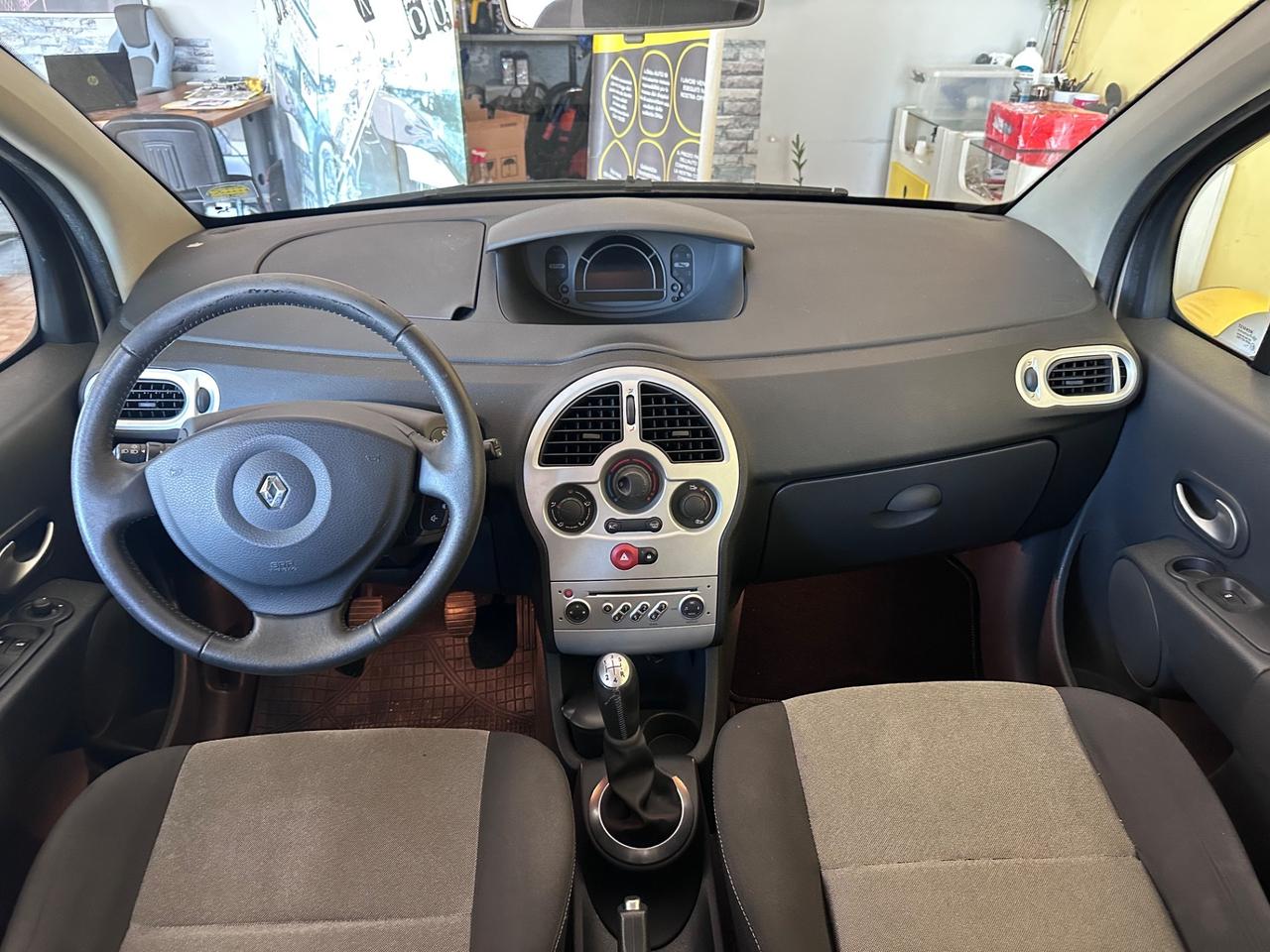 Renault Modus 1.2benz. 85.000km