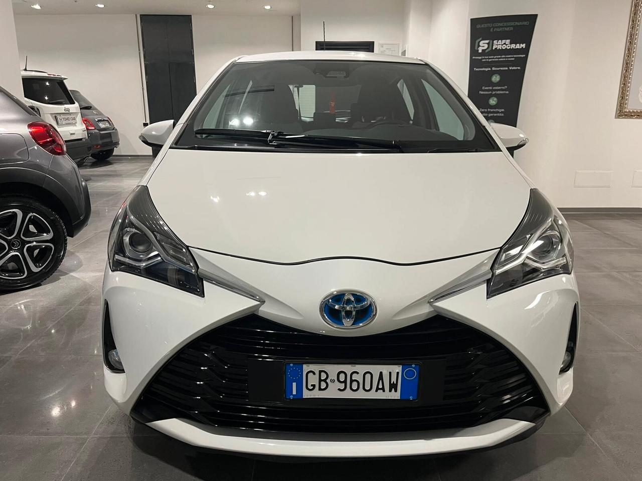 Toyota Yaris 1.5 Hybrid 5 porte Business