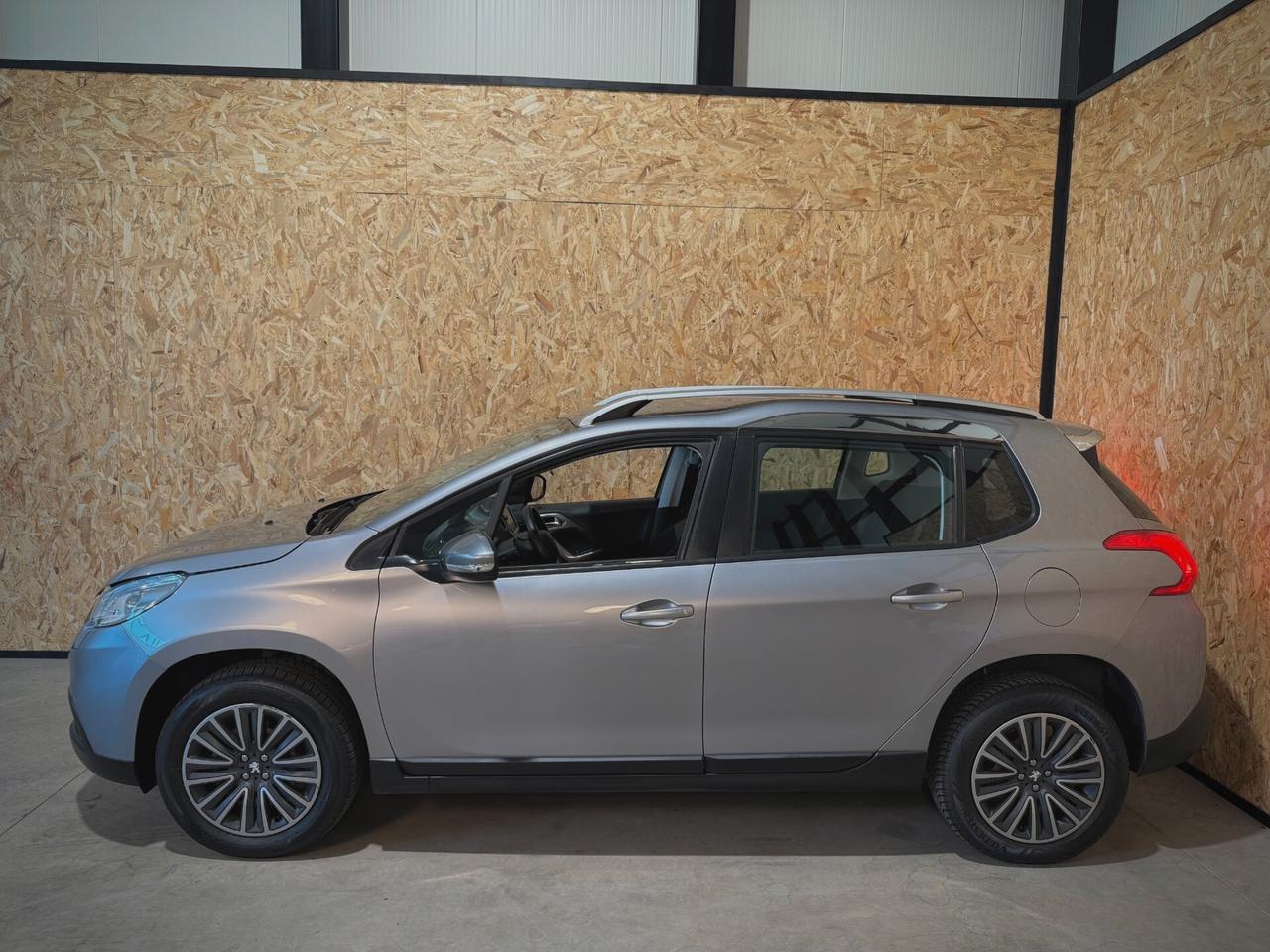 Peugeot 2008 1.2 VTi 82CV Active - NEOPATENTATI