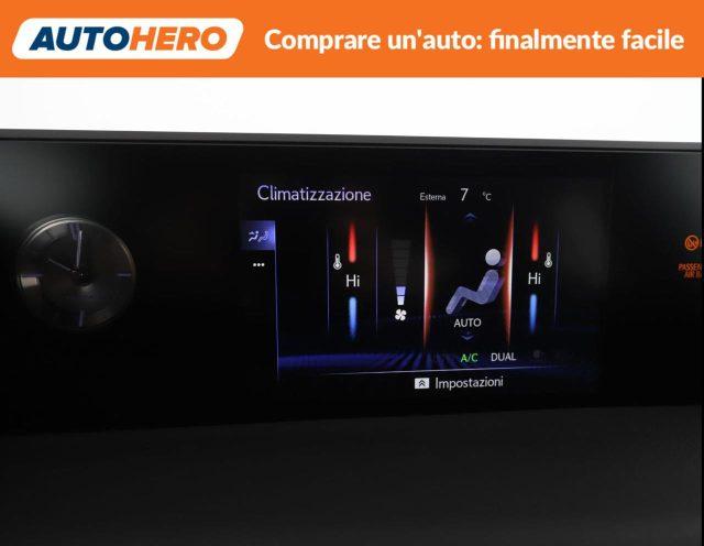 LEXUS UX Full Electric UX Hybrid Executive