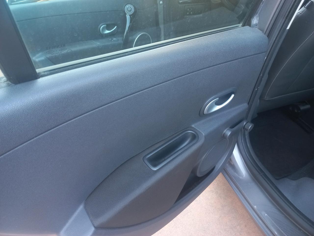 Renault Clio 1.2 16V TCE 105CV 5 porte Live!