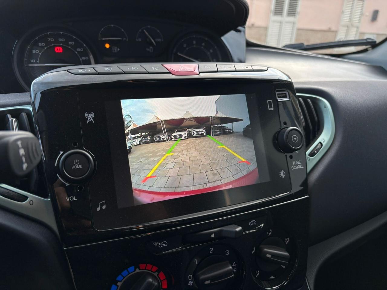 Lancia Ypsilon 1.0 FireFly Hybrid Gold Plus - 2023