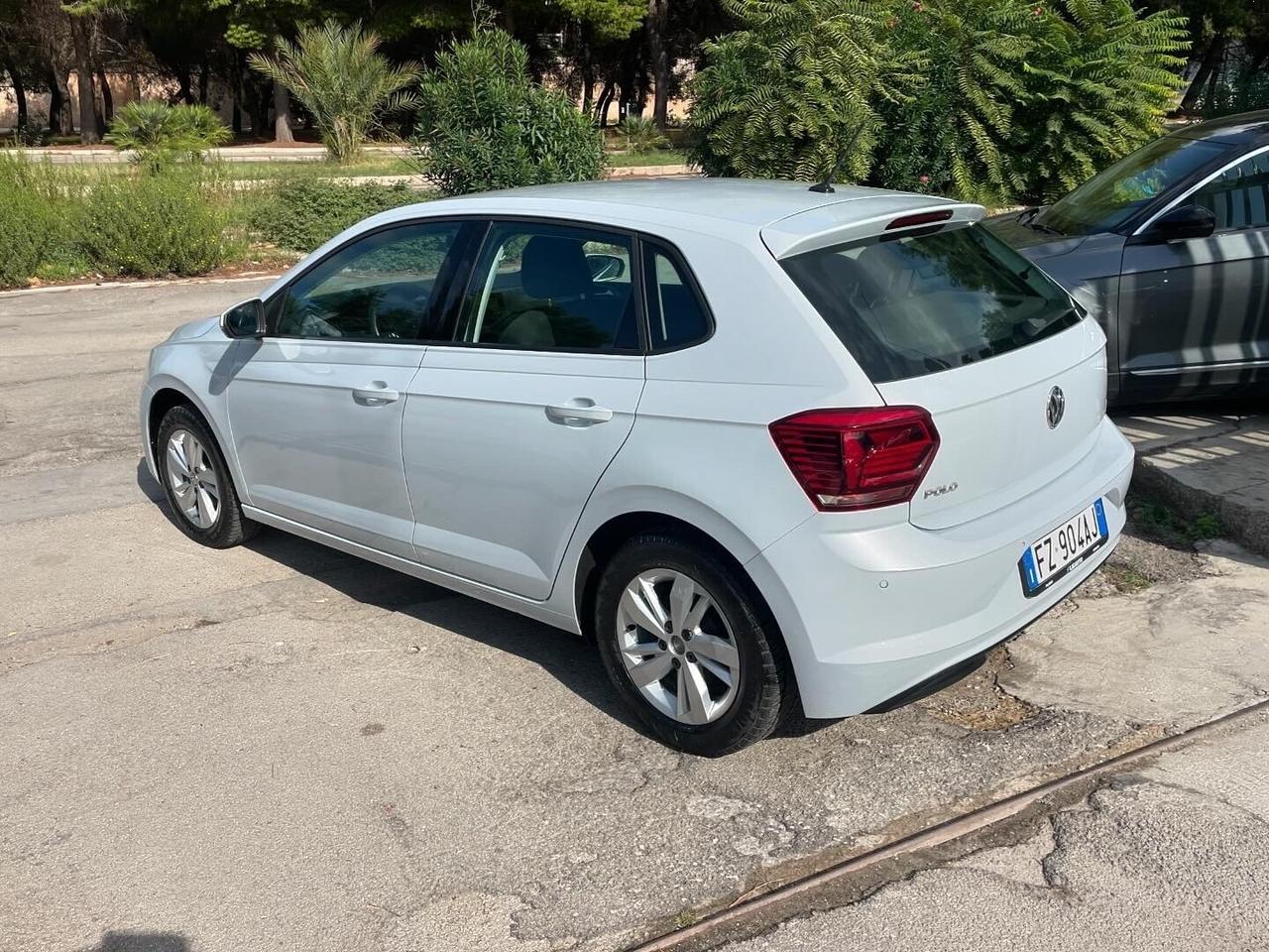 Volkswagen Polo 1.0 TSI DSG 5p. Comfortline BlueMo