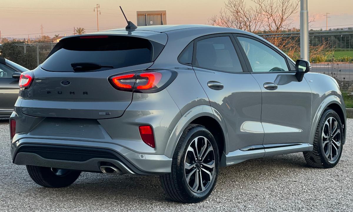 FORD Puma 1.0 EcoB. Hyb. 125 S&S ST-L. Des.