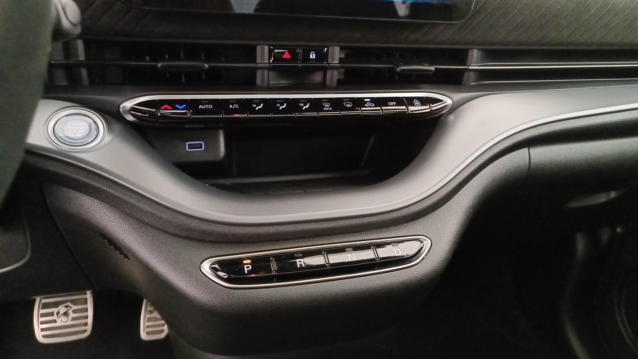 ABARTH 500e 42 kWh Turismo