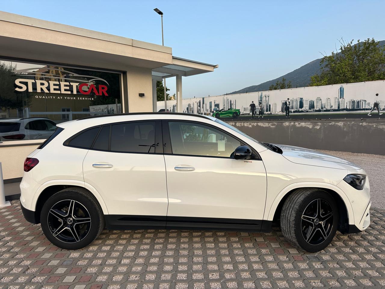 Mercedes-Benz GLA 200 d AMG Line Premium Plus auto