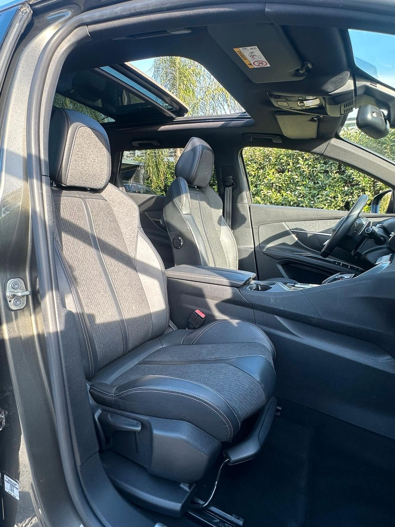 Peugeot 5008 1.5 HDI 130CV GT Line -7 POSTI -TETTO APRIBILE- AUTOMATICO- SUPER FULL