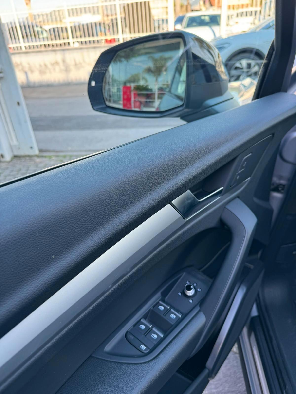 Audi Q5 30 TDI S tronic Business Sport